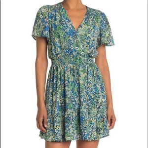 Green & blue Floral smocked Mini/midi dress. Size XL. Excellent condition.